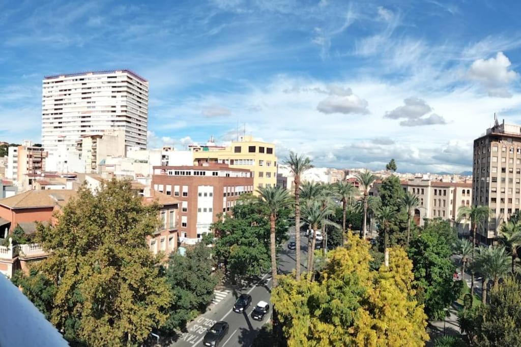 Atico En Plaza De Espana لقنت المظهر الخارجي الصورة
